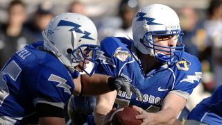 FROM FALCON CREST TO CRESTFALLEN AND BACK: AIR FORCE EYES IMPROVEMENT IN 2018 Air Force football